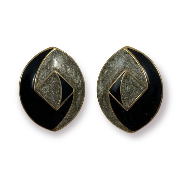 70's TRIFARI signed black and gold enamel geometric earrings - Picture 10 of 11